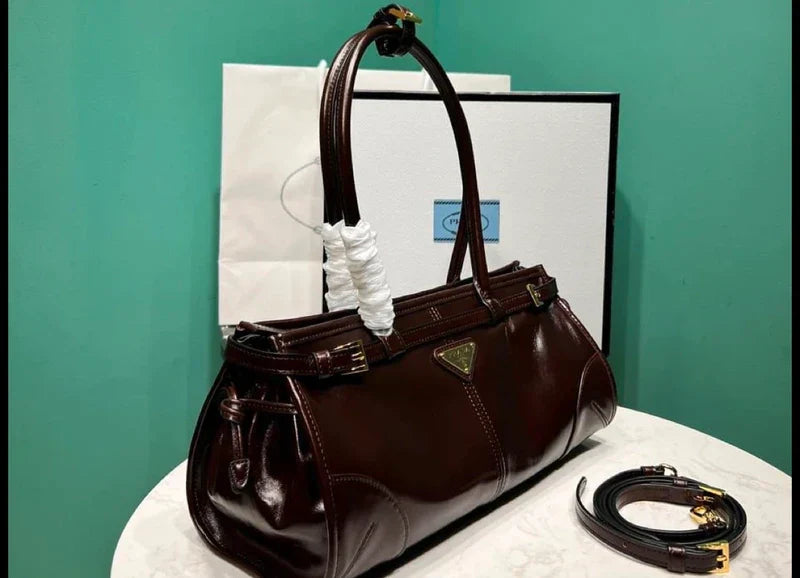 Vintage PRADA bag Excellent condition